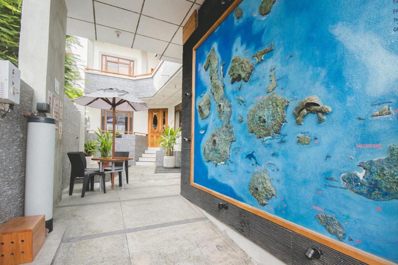 Hotel Palace Galapagos 푸에르토아요라 외부 사진