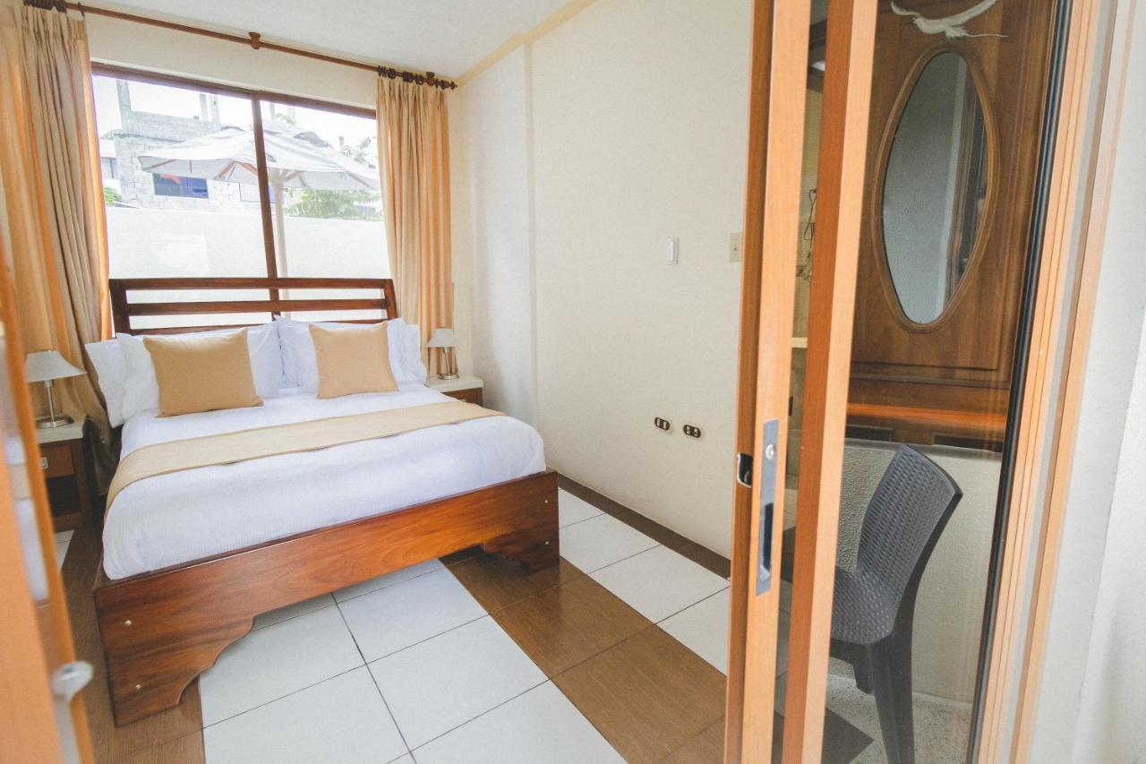 Hotel Palace Galapagos 푸에르토아요라 외부 사진