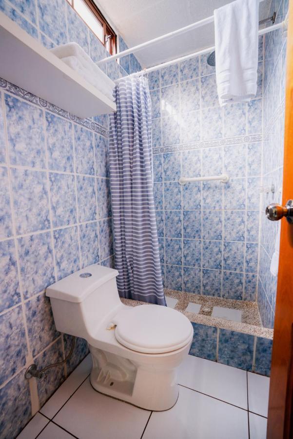 Hotel Palace Galapagos 푸에르토아요라 외부 사진