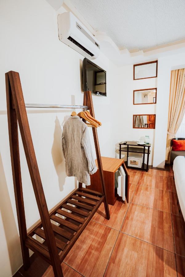Hotel Palace Galapagos 푸에르토아요라 외부 사진