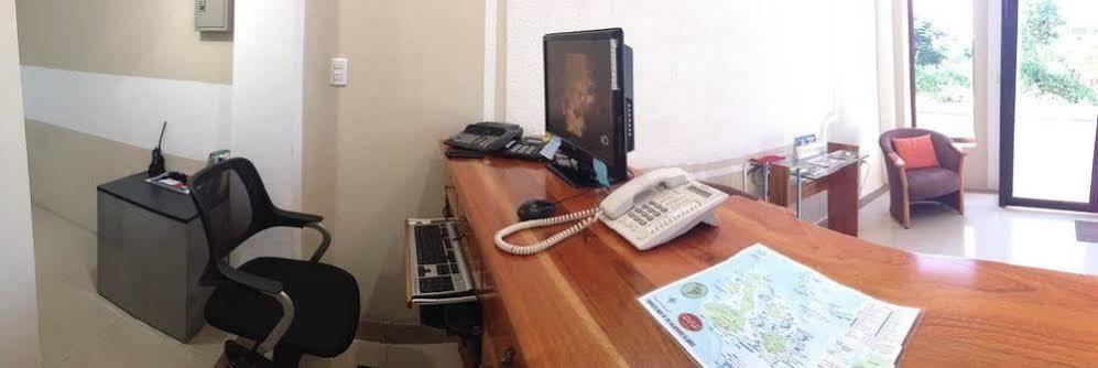 Hotel Palace Galapagos 푸에르토아요라 외부 사진